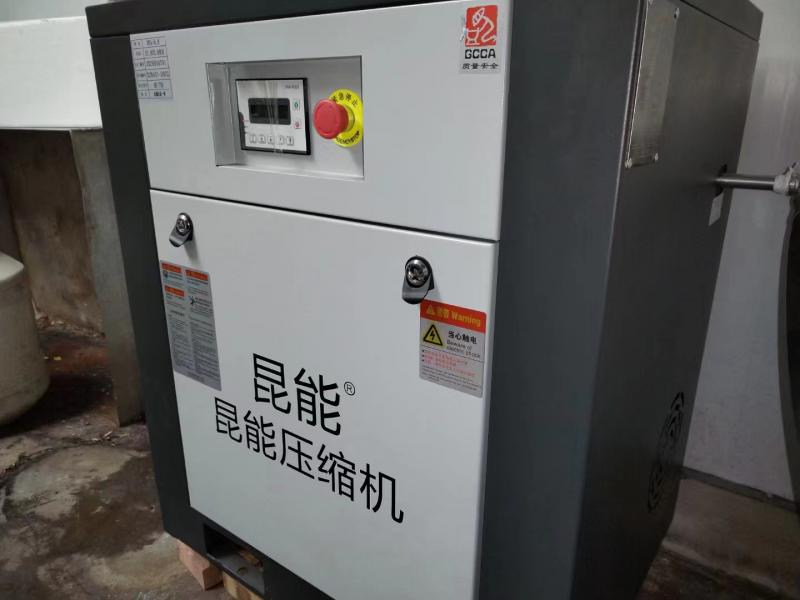 怎么快速鑒別成都空壓機潤滑油是否需要更換？ 